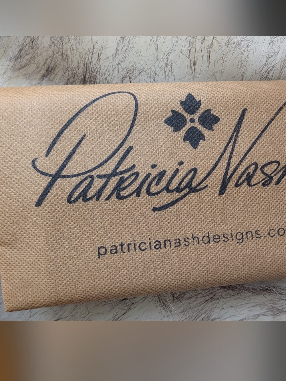Patricia Nash Light Tan Suede & Leather Alice Frame Satchel Medium Sized Rare - Picture 6 of 8